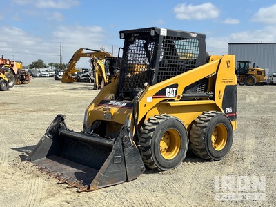 2019 Cat 246 Schranklader