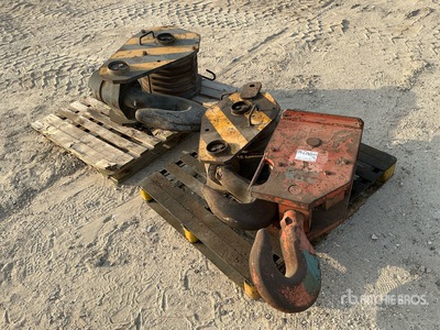 Quantity of (3) Hakenflasche - Fits Cranes