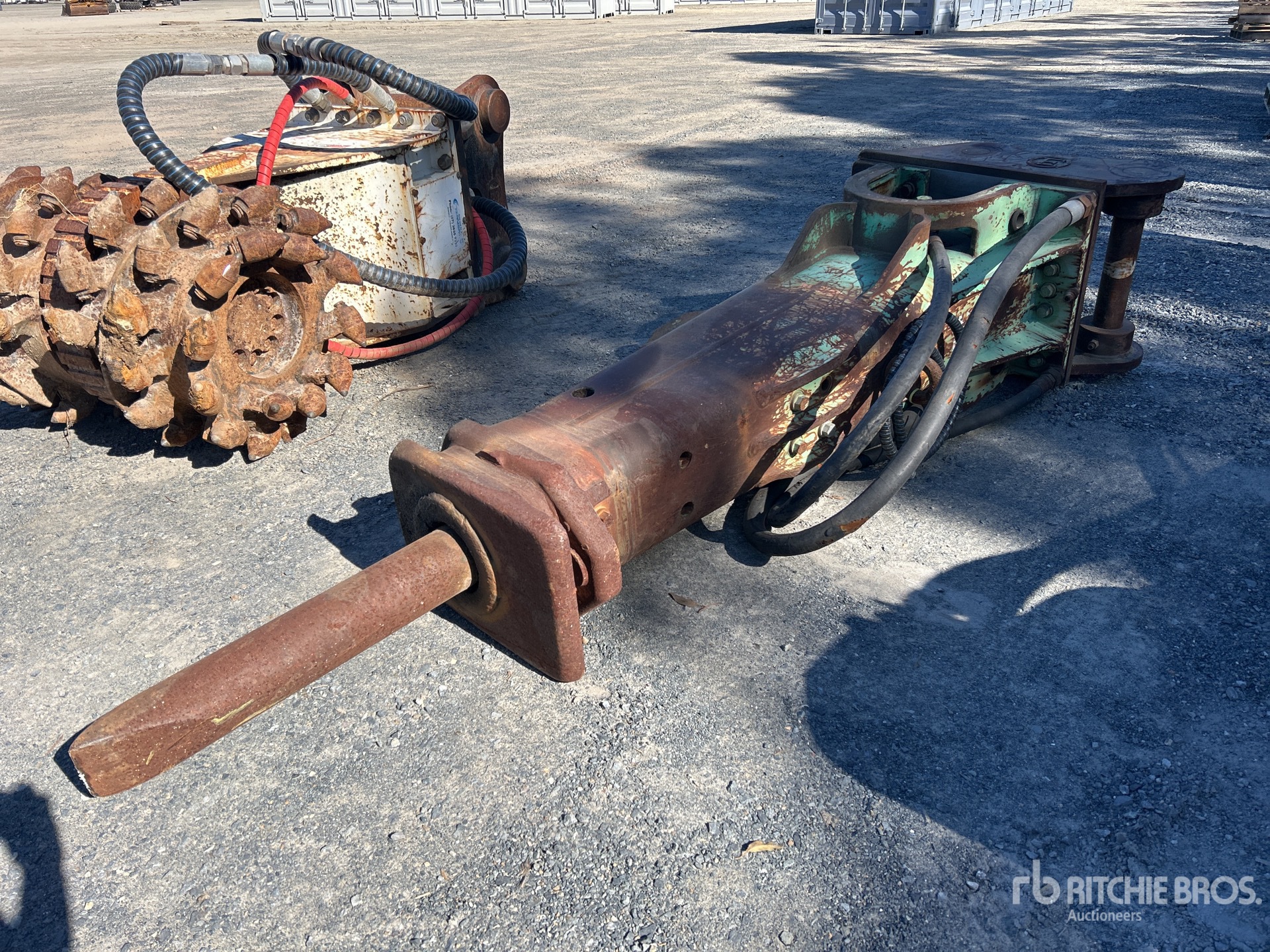 2013 Montabert V-32 Q/C Hydraulic Breaker