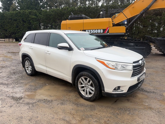 2013 Toyota Highlander 4WD SUV 2013 Toyota Highlander 4WD SUV