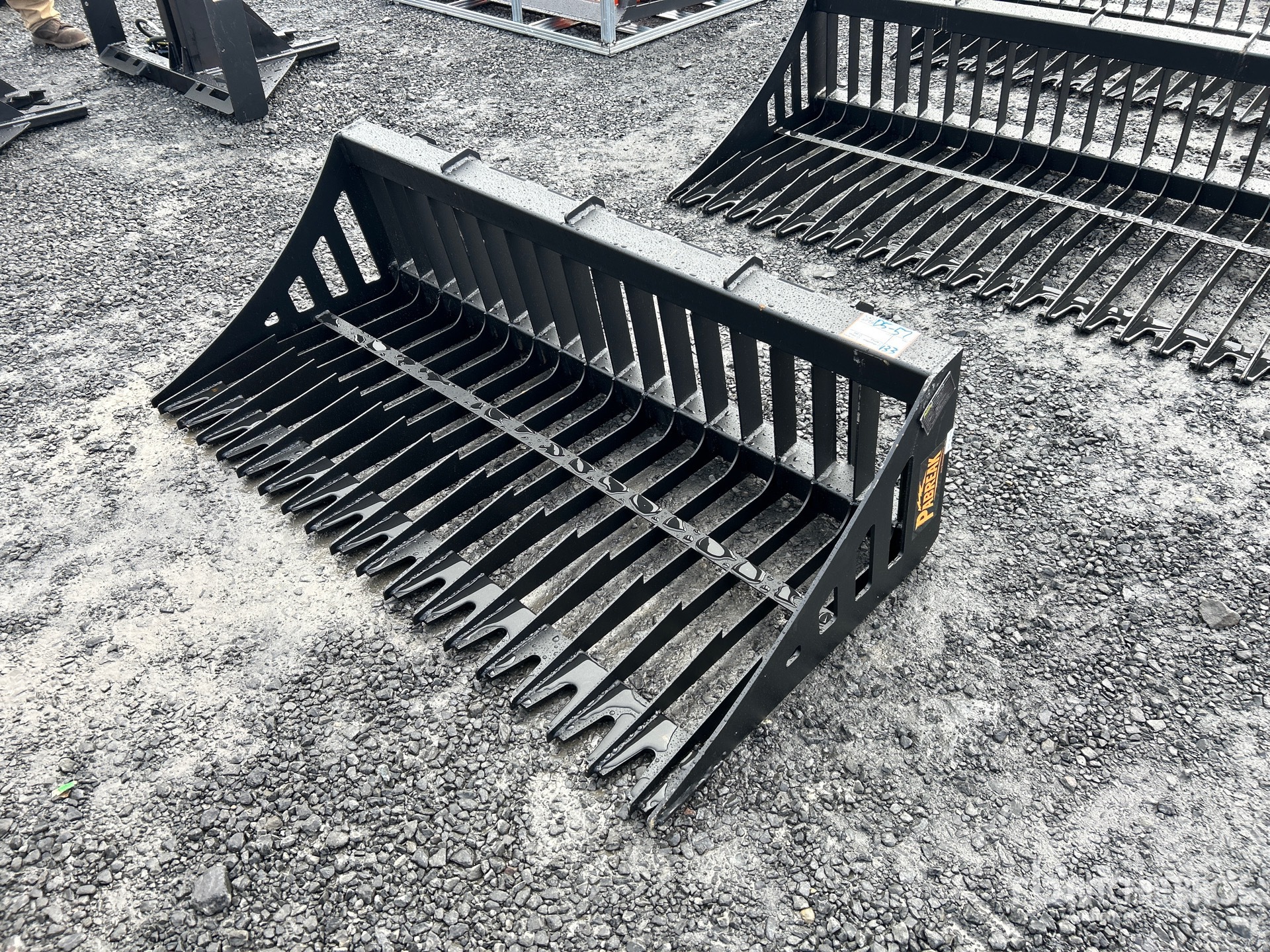 2026 PABREAK RB110 1600 mm Skid Steer Bucket (Unused)
