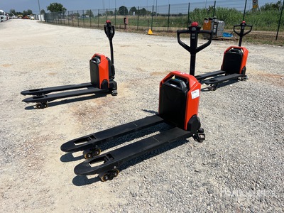 2025 BT Tyro 1300 kg Electric Pallet Jack (Unused)