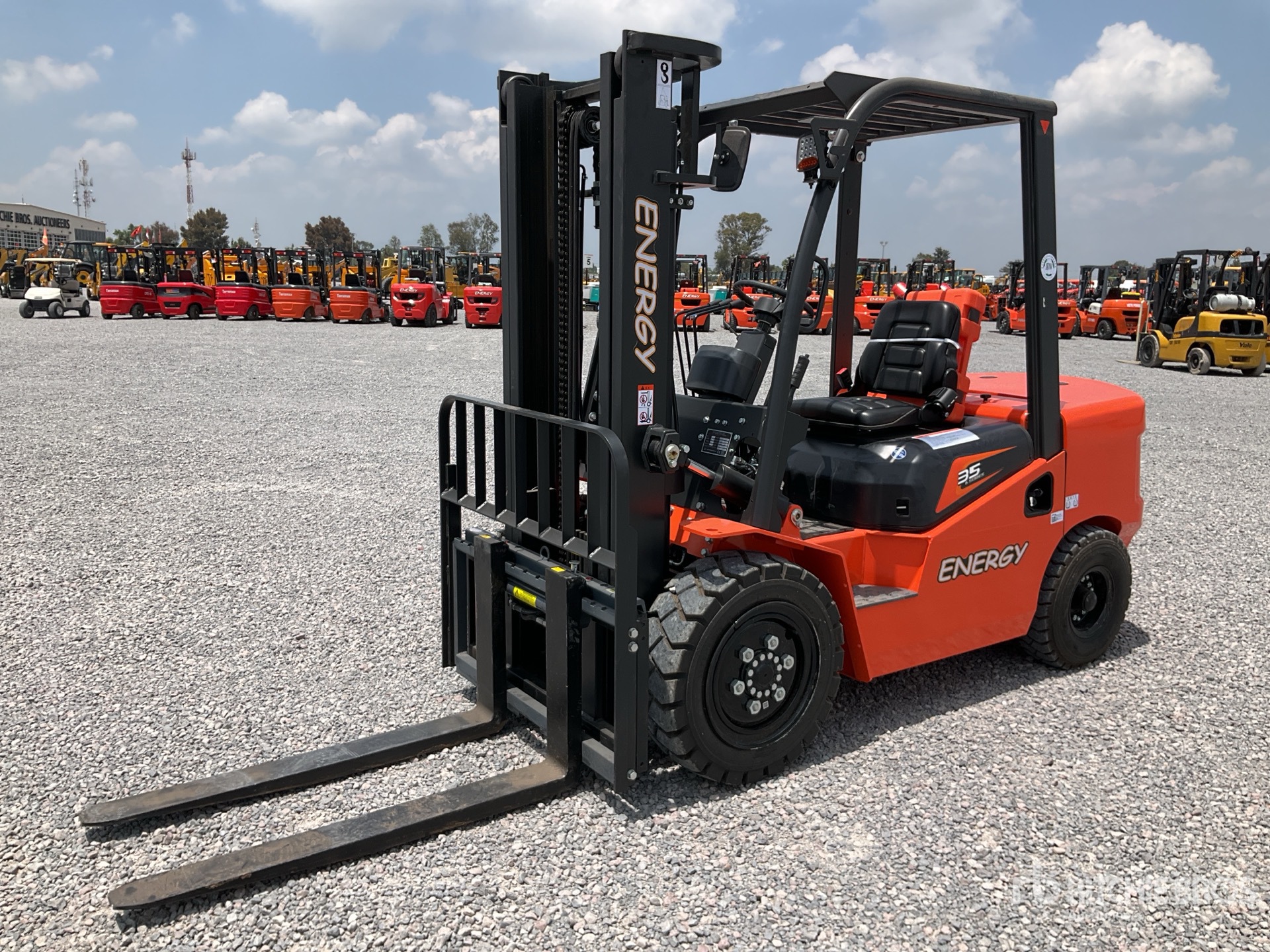2026 Energy CPCD35 7700 lb Pneumatic Tire Montacargas (Sin Usar) / Forklift (Unused)