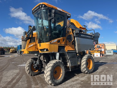 2019 pellenc Optimum XL60 Twin Bin Grape Harvester