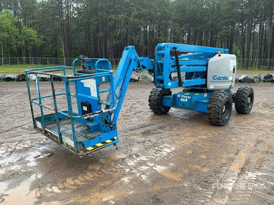 Genie Z45/25 4WD Dual Fuel Articulating Boom Lift