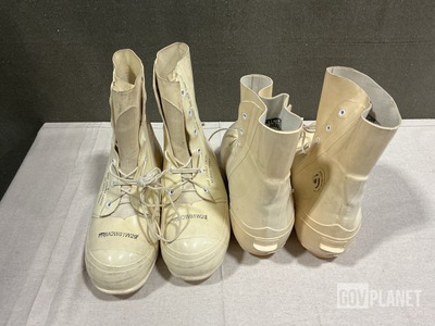 (15) Pairs of Extreme Cold Weather Boots