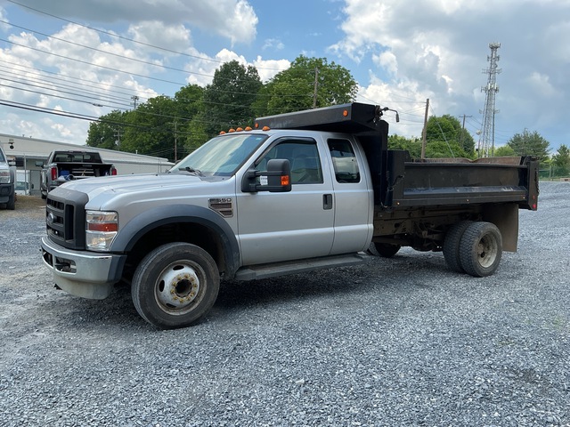 2010 Ford F-550 XL 4x2 Extended Cab S/A Dump Truck