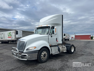 2014 International ProStar + 4x2 S/A Day Cab Truck Tractor