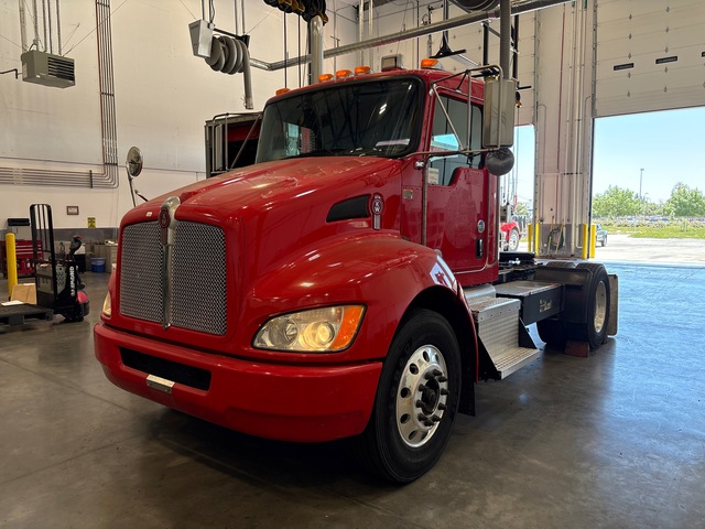 2011 Kenworth T370 Hybrid 4x2 S/A Day Cab Truck Tractor