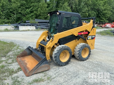 2016 Cat 242D Minicargadora
