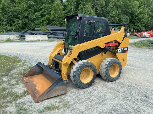 2016 Cat 242D Skid Steer Loader