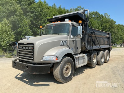 2016 Mack GU813 8x4 Tri/A Dump Truck