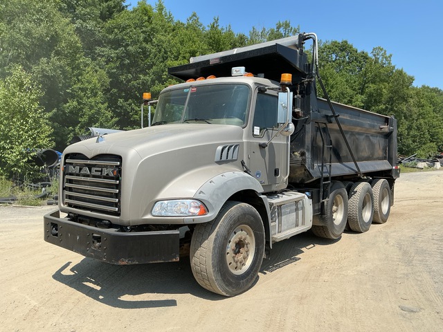 2016 Mack GU813 8x4 Tri/A Dump Truck