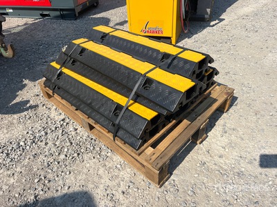 Quantity of (10) 1 Channel Cable Bridge Divers. Equipement pour granulat (Unused)