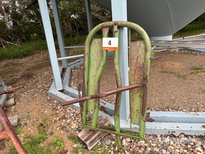 Head Gate