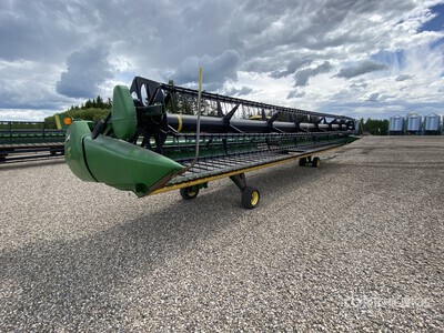 2012 John Deere 635D 35 ft Draper Combine Header