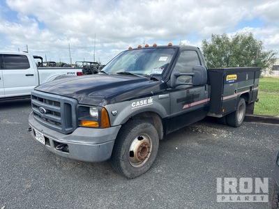 2006 Ford F-350 XL 4x2 Service Truck (Inoperable)