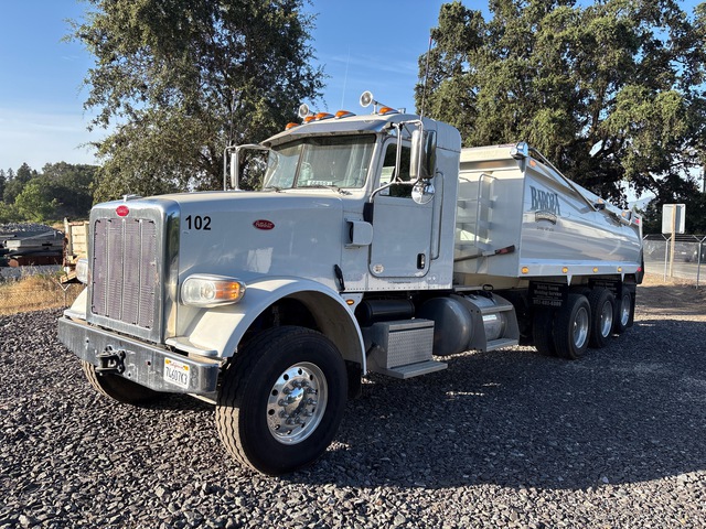 2018 Peterbilt 367 8x4 Tri/A Dump Truck