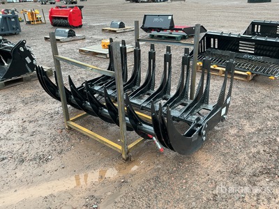 2026 GIYI GY-CLG72 72 in Log Skid Steer Grapple (Unused)