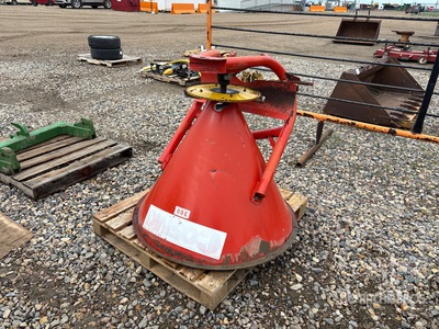 Cosmo 300 3 Pt-Hitch Fertilizer Spreader