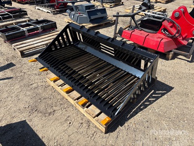 2026 GIYI GY-RB66 66 in Rock Skid Steer Bucket (Unused)