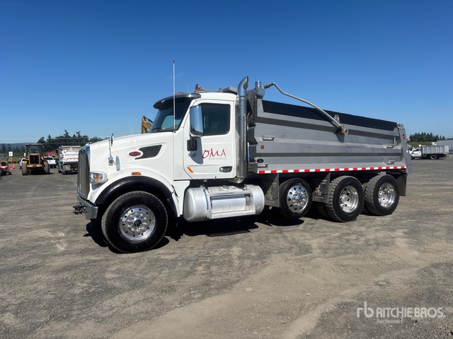 2019 Peterbilt 567 8x4 Tri/A Dump Truck