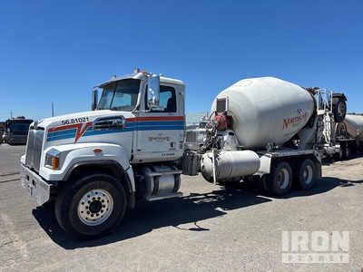 2015 Western Star 4700SF 8x4 Mixer Truck
