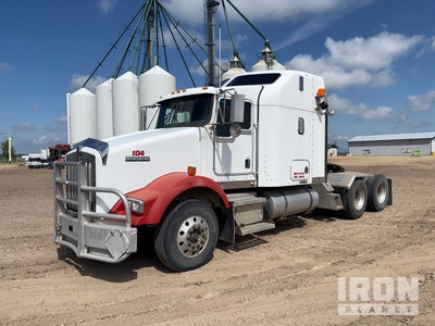 2006 Kenworth T800 6x4 T/A Sleeper Truck Tractor
