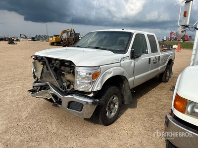 2012 Ford F-350 XLT 4x4 Crew Cab Pickup