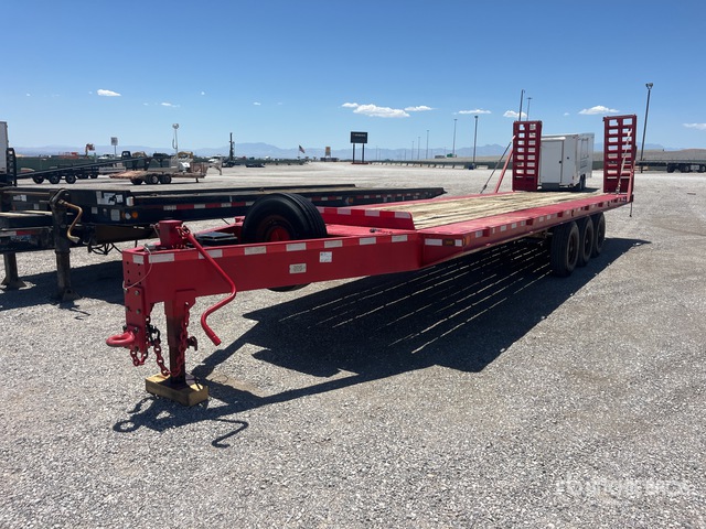 2002 ASVE 28 ft Tri/A Equipment Trailer