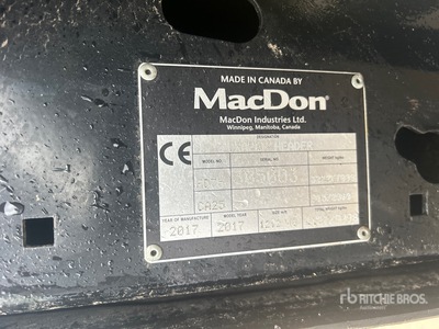 2017 MacDon FD75 Combine Header