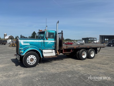 1973 Kenworth T800 6x4 Camion à Plateau