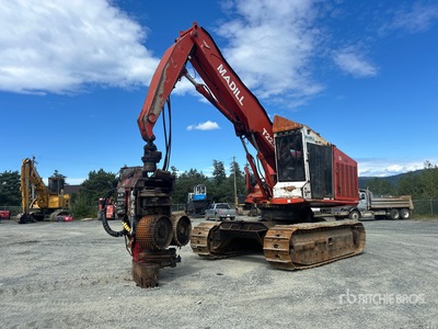 2005 Madill T2250B Leveling آلة تقطيع الأشجار بجنزير