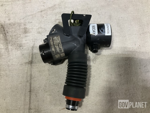 Carleton Life Support Systems 16VK063-2 Regulator Connector
