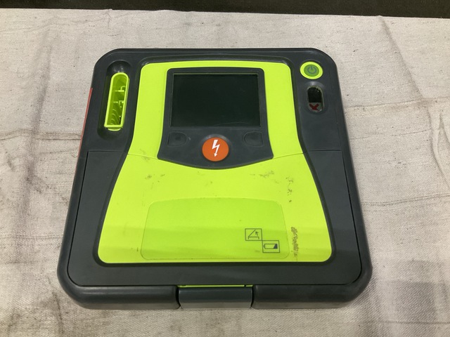 Zoll AED PRO Defibrillator