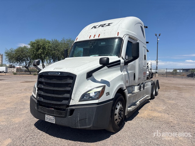 2023 Freightliner Cascadia 126 6x4 T/A Sleeper Truck Tractor