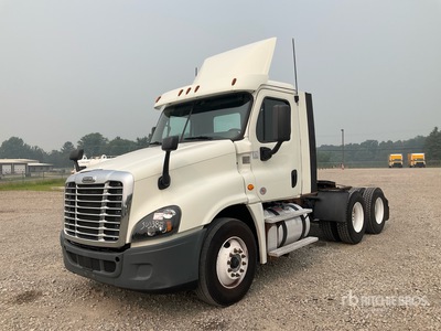 2018 Freightliner Cascadia 125 6x4 トラックトラクター（T/A）