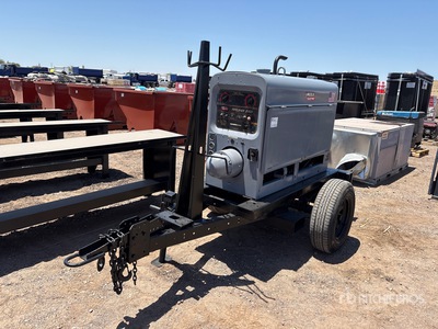 2005 Lincoln Electric Pipeliner 200D 200 A Mobile Stick Engine Driven Welder