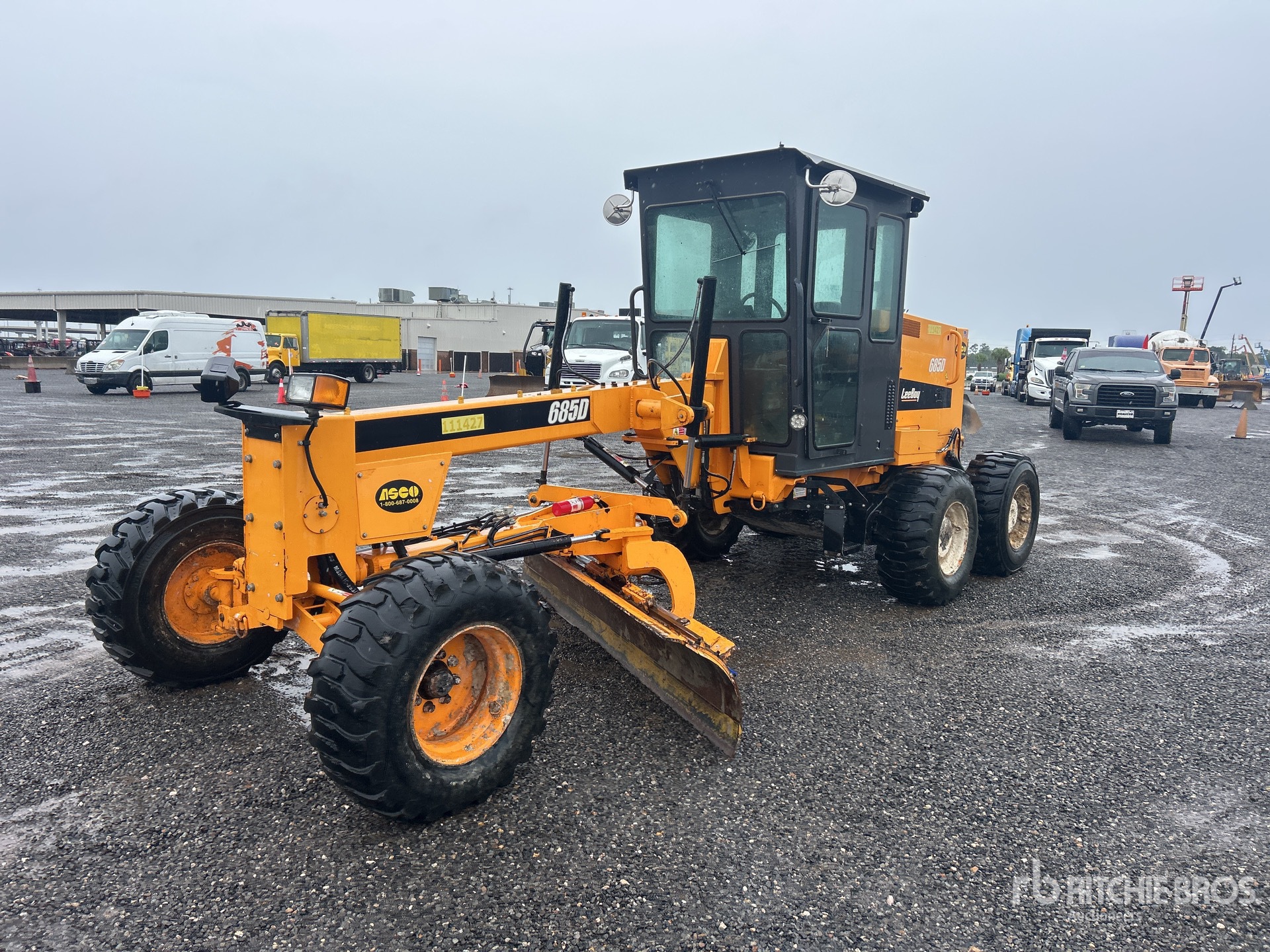 LeeBoy 685 Motor Grader