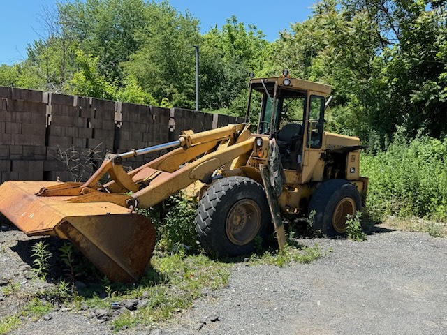 John Deere Wheel Loader (Inoperable)