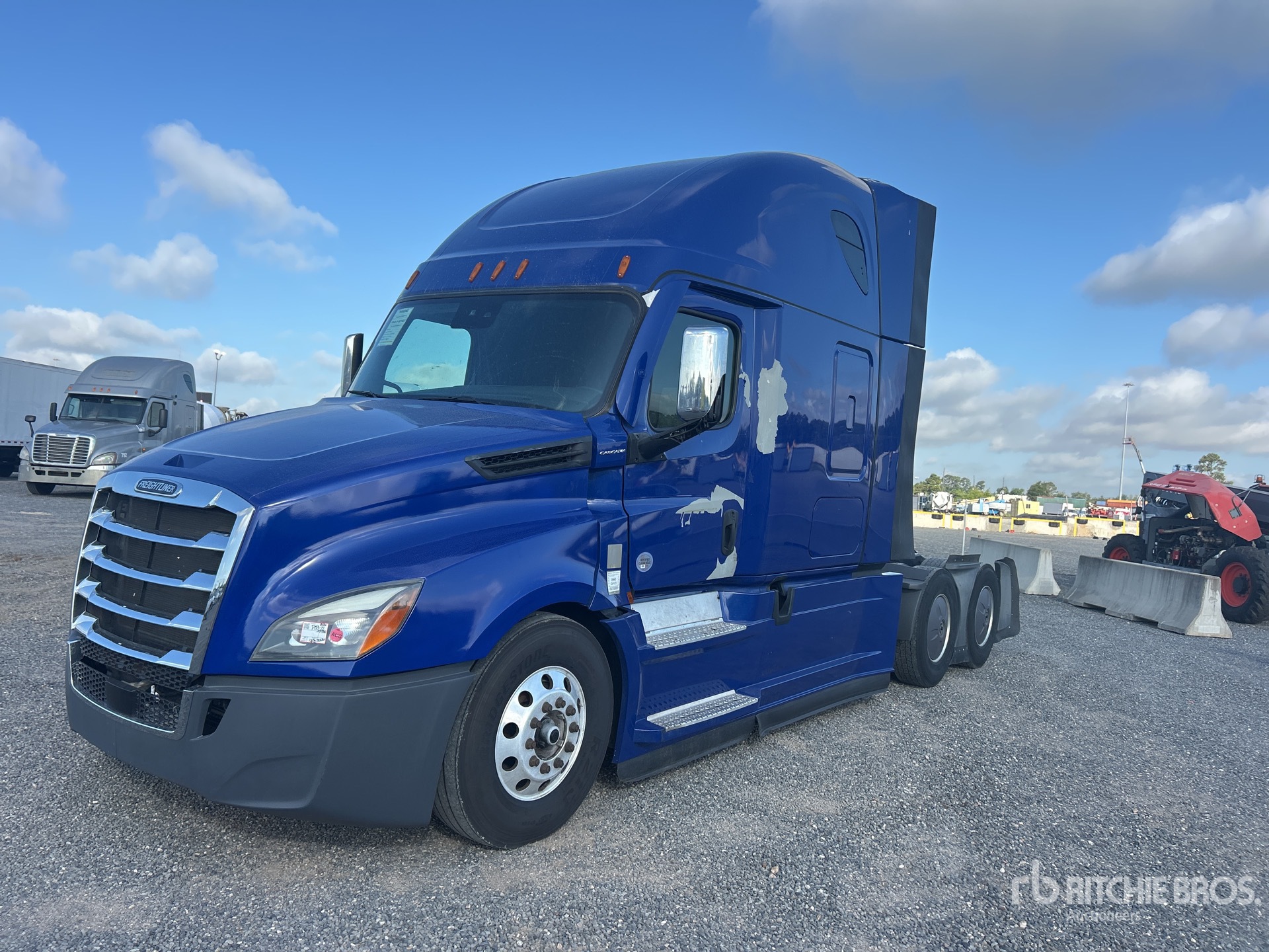 2022 Freightliner Cascadia 126 6x4 T/A Sleeper Truck Tractor