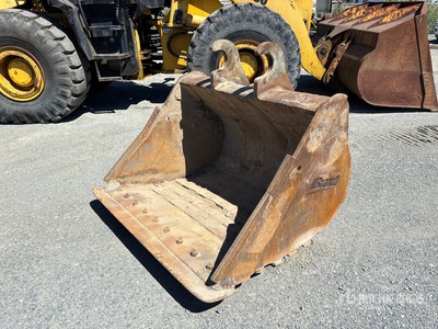 Brandt 60 in Cleanup Godet de pelleteuse - Fits John Deere 210G