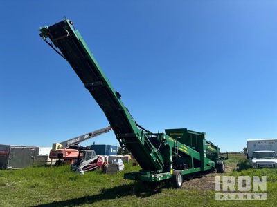 2022 McCloskey 516RE Portable Incline Trommel