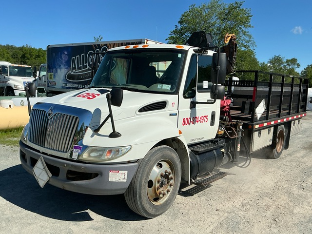 2009 Hiab 077BN-3 CLX 8380 lb Knuckle Boom on 2008 International 4300 4x2 Boom Truck