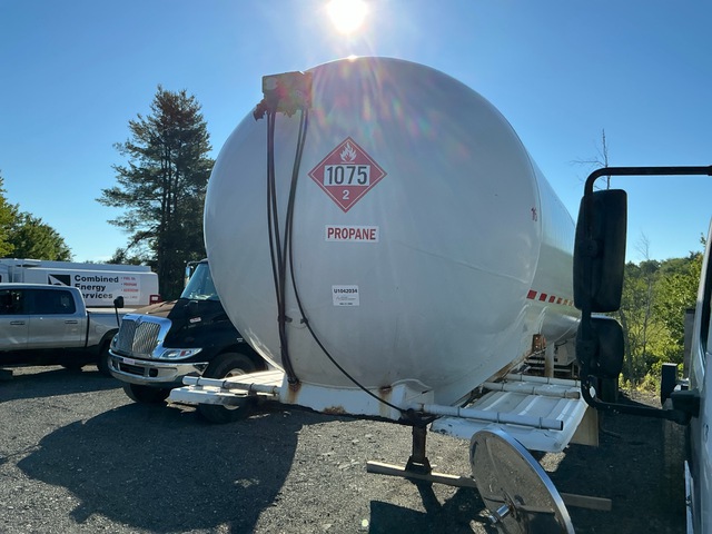 1982 Ed Derby / Trinity T/A Propane Tanker Trailer