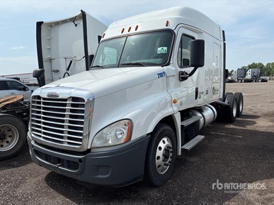 2018 Freightliner Cascadia 125 6x4 T/A Slaapcabine Trekker