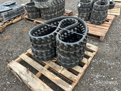 Quantity of (2) (9 in) 230 x 72 x 54 Rubber Tracks