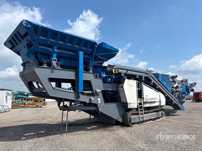 2020 Kleeman MR 130Zi EV02 Tracked Closed Circuit Vertical Shaft Impact Crusher Plant