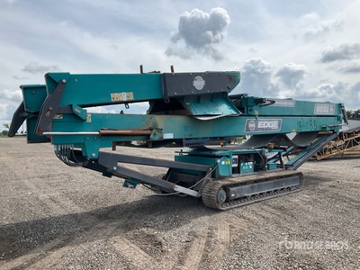 2018 Edge TS8040 36 in x 80 ft Tracked Radial Stacking Conveyor