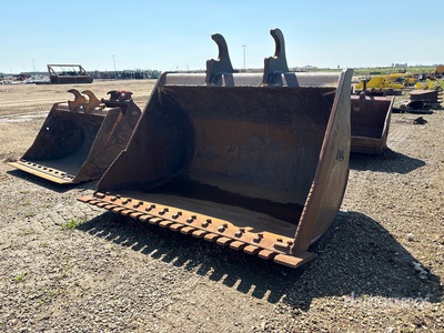 CWS 84 in Q/C Cleanup Godet d'excavatrice